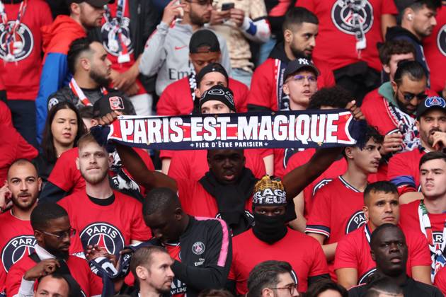 PSG - DORTMUND PHOTOPQR LE PARISIEN Le Parisien Arnaud Journois ; PARIS ; 07 05 2024 ; FOOTBALL , LIGUE DES CHAMPIONS UEFA , DEMI FINALE RETOUR , 07 05 2024 , PARIS , PARC DES PRINCES PARIS SG - BORUSSIA DORTMUND Supporters parisiens. PHOTO LE PARISIEN ARNAUD JOURNOIS - France, Paris May 7, 2024 PSG vs Dortmund : Champions League PARIS France Copyright: xPHOTOPQR LExPARISIEN MAXPPPxLexParisienx xArnaudxJournoisx 20240507LPA0454 20240507LPA0454