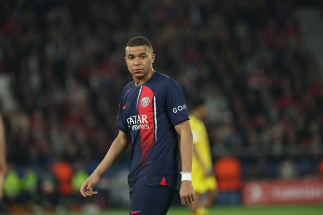 PSG - DORTMUND PHOTOPQR LE PARISIEN Le Parisien Arnaud Journois ; PARIS ; 07 05 2024 ; FOOTBALL , LIGUE DES CHAMPIONS UEFA , DEMI FINALE RETOUR , 07 05 2024 , PARIS , PARC DES PRINCES PARIS SG - BORUSSIA DORTMUND Déception de Kylian Mbappé. PHOTO LE PARISIEN ARNAUD JOURNOIS PARIS France Copyright: xPHOTOPQR LExPARISIEN MAXPPPxLexParisienx xArnaudxJournoisx 20240507LPA0756 20240507LPA0756