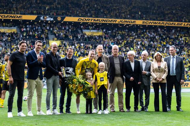 1.Fußball Bundesliga, 34.Spieltag: Borussia Dortmund - SV Darmstadt 98; 18.05.2024 Marko Reus (Borussia Dortmund, 11) bei der Verabschiedung 1.Fußball Bundesliga, 34.Spieltag: Borussia Dortmund - SV Darmstadt 98; Signal-Iduna-Park, Dortmund; 18.05.2024 DFL DFB regulations prohibit any use of photographs as image sequences and or quasi video. Copyright: xBEAUTIFULxSPORTS Buriakovx