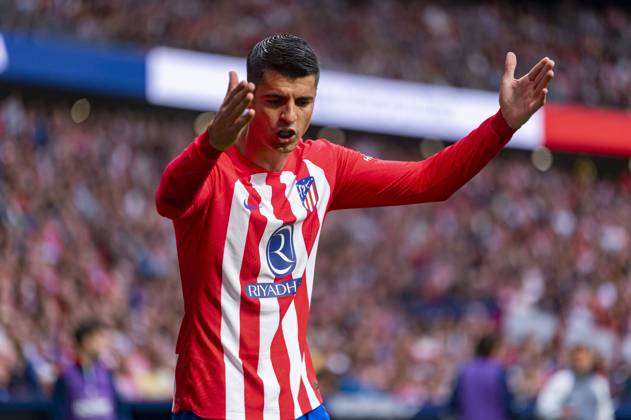 Atletico Madrid vs CA Osasuna - LaLiga EA Sports 2023 2024 Alvaro Morata of Atletico Madrid seen protesting during the La Liga EA Sports 2023 24 football match between Atletico Madrid vs CA Osasuna at Estadio Metropolitano on May 19, 2024 in Madrid, Spain. Madrid Estadio Metropolitano Madrid Spain Copyright: xAlbertoxGardinx AGardin_20240519_Football_Liga_Atletico_Madrid_vs_Osasuna_171