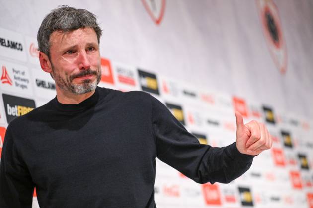 Bilder des Jahres 2024, Sport 05 Mai Sport Themen der Woche KW21 240526 Royal Antwerp FC vs Royal Sporting Club Anderlecht An emotional press conference, PK, Pressekonferenz of Mark Van Bommel , head coach of Antwerp , after the Jupiler Pro League season 2023 - 2024 match day 10 in the Champions Play-offs between Royal Antwerp FC and Royal Sporting Club Anderlecht on May 26 , 2024 in Antwerpen, Belgium. (Photo by Stijn Audooren Isosport) ANTWERPEN BELGIUM  Copyright: xx 461966