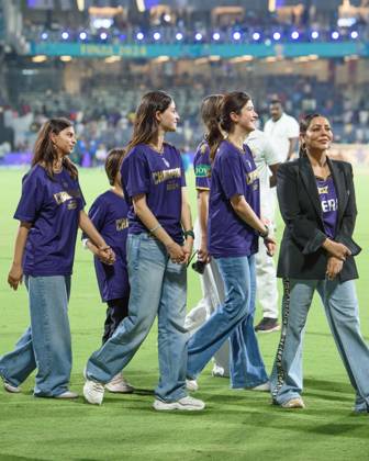 May 26, 2024, Chennai, Tamilnadu, India: Chennai, May26th, 2024 - Bollywood actor and Kolkatta Knight Riders team owner Shah Rukh Khan walks around the ground with his son, family and friends post his team winning the IPL2024,T20,Finals after they defeated the Sunrisers Hyderabad at the M.A.Chidambaram Stadium in Chennai, India. Chennai India - ZUMAc251 20240526_znp_c251_088 Copyright: xVikramxChandrasekarx