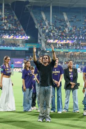 May 26, 2024, Chennai, Tamilnadu, India: Chennai, May26th, 2024 - Bollywood actor and Kolkatta Knight Riders team owner Shah Rukh Khan walks around the ground with his son, family and friends post his team winning the IPL2024,T20,Finals after they defeated the Sunrisers Hyderabad at the M.A.Chidambaram Stadium in Chennai, India. Chennai India - ZUMAc251 20240526_znp_c251_086 Copyright: xVikramxChandrasekarx