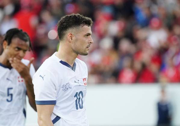 Anton Geisser 04.06.2024 Luzern.Schweiz. Fussball Laenderspiel Schweiz -Estland .Bild : Granit Xhaka (SUI) Einzelbild Gestik Aktion