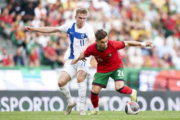 Portugal V Finland - International Friendly, Länderspiel, Nationalmannschaft Oliver Antman of Finland is competing for the ball with Francisco Conceicao of Portugal during the international friendly match between Portugal and Finland at Jose Alvalade Stadium in Lisbon, Portugal, on June 04, 2024. Lisbon Portugal Copyright: xJosexManuelxAlvarezxReyx originalFilename:alvarezrey-notitle240604_npSZV