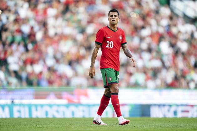 Portugal V Finland - International Friendly, Länderspiel, Nationalmannschaft Joao Cancelo of Portugal is looking on during the international friendly match between Portugal and Finland at Jose Alvalade Stadium in Lisbon, Portugal, on June 04, 2024. Lisbon Portugal Copyright: xJosexManuelxAlvarezxReyx originalFilename:alvarezrey-notitle240604_npnXU