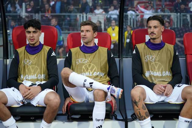 Männer Nationalmannschaft, Fussball, Freundschaftsspiel, Länderspiel, Testspiel, Deutschland-Ukraine , 03.06.2024, Max-Morlock Stadion Nürnberg Aleksandar Pavlovic, Thomas Müller, Robin Koch, alle, Deutschland,