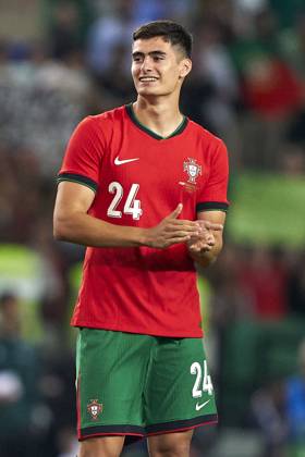 Portugal V Finland - International Friendly, Länderspiel, Nationalmannschaft Antonio Silva of Portugal is showing appreciation to the fans at the end of the international friendly match between Portugal and Finland at Jose Alvalade Stadium in Lisbon, Portugal, on June 04, 2024. Lisbon Portugal Copyright: xJosexManuelxAlvarezxReyx originalFilename:alvarezrey-notitle240604_np5l3
