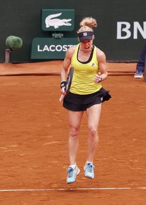 Laura Siegemund (GER) macht die Faust und jubelt, Jubel,Freude,Emotion, Edouard Roger-Vasselin (FRA), Mixed Doubles, Finale, Endspiel Copyright: xJuergenxHasenkopfx