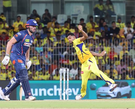 Cricket : Tata IPL 2024 Tata IPL 2024 : Chennai, India, 23rd April 2024: CSK Vs LSG : ( Chennai Super Kings Vs Lucknow Super Giants) In MAC Stadium Chennai. CSK WERE 210-4 IN 20 OVERS. LSG WON BY 6 WICKETS IN 19.3 OVERS. STONIS 124 NOT OUT. Matheesha Pathirana Seshadri SUKUMAR Copyright: xSeshadrixSukumarx