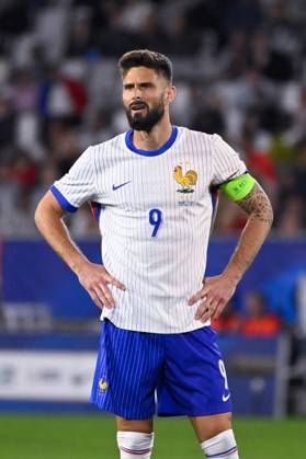 Olivier Giroud ( 9 - France ) reacts during the Friendly match between France and Canada at Matmut Atlantique on June 09, 2024 in Bordeaux, France. ( Photo by federico pestellini panoramic ) - FOOTBALL : France vs Canada - Bordeaux - 09 06 2024 FedericoPestellini Panoramic