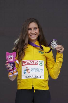 ATHLETICS - European Athletics Championships ROME,ITALY,10.JUN.24 - ATHLETICS - European Athletics Championships, medal ceremony. Image shows Gesa Felicitas Krause (GER). keywords: medal.  GEPAxpictures xPatrickxSteiner