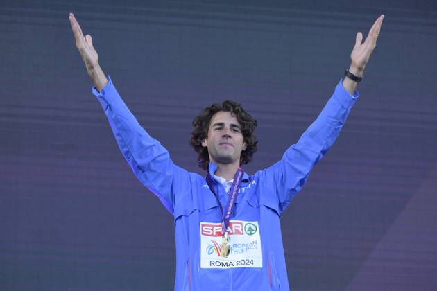 Gold medalist, Gianmarco Tamberi of Team Italy celebrates on the podium during the medal ceremony for the Men s High Jump during the 26th edition of Rome 2024 European Athletics Championships at the Olympic Stadium in Rome, Italy - Wednesday, June 12, 2024 - Athletics  Copyright: xFabrizioxCorradetti LaPressex
