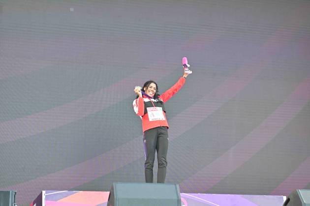 12th June 2024; Olympic Stadium, Rome, Italy; 2024 European Athletic Championships, Day 6; Mujinga KAMBUNDJI (SUI) celebrates with gold medal after winning the 200m Womens final  ActionPlus1265376020240612 AllShotLive