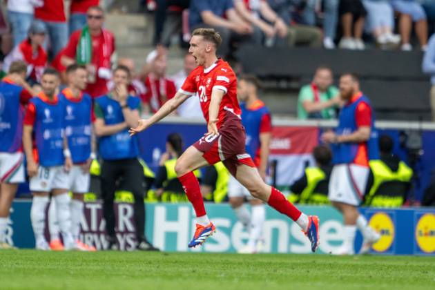 GER, EURO 2024, Group A, Ungarn (HUN) vs Schweiz (SUI) 15.06.2024, Cologne Stadium, Koeln, GER, EURO 2024, Group A, Ungarn (HUN) vs Schweiz (SUI) Im Bild: Jubel nach dem Tor zum 0 : 2 ;Torjubel Jubel; jubelt; jubeln; Michel Aebischer (Schweiz SUI, 20) Gestik, Mimik, Emotionen; Einzelaktion, Ganzkörper Ganzkoerper; Freisteller, Einzelbild, Aktion, Action, Spielszene;