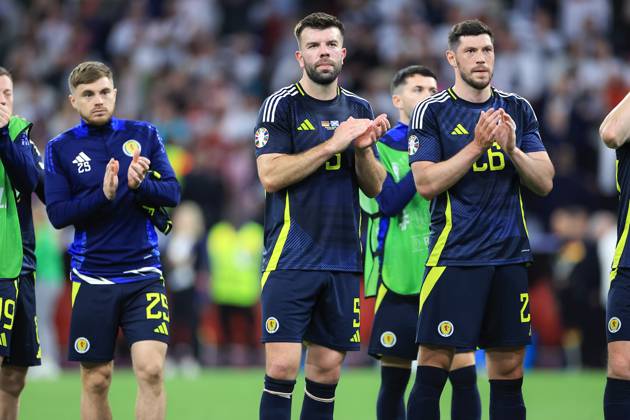Germany v Scotland: Group A - UEFA EURO, EM, Europameisterschaft,Fussball 2024 Grant Hanley (Scotland) is applauding the fans after the UEFA European Championship, EM, Europameisterschaft Group A match between Germany and Scotland at Allianz Arena in Munich, Germany, on June 14, 2024. Copyright: xMIxNewsx originalFilename:fletcher-germanyv240614_npmjc