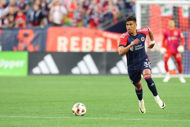June 15, 2024; Foxborough, MA, USA; New England Revolution defender Xavier Arreaga (3) in action during the MLS, Fussball Herren, USA match between Vancouver Whitecaps FC and New England Revolution. CSM Foxborough United States - ZUMAc04_ 20240615_zma_c04_250 Copyright: xAnthonyxNesmithx