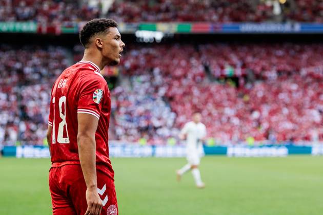 UEFA EURO 2024: Slowenien - Dänemark; 16.06.2024 Alexander Hartmann Bah (Dänemark, 18) wütend UEFA EURO 2024: Slowenien - Dänemark; Stuttgart Arena, Stuttgart am 16.06.2024 Copyright: xBEAUTIFULxSPORTS Wunderlx