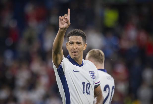Gelsenkirchen, Germany. 16th Jun 2024. Final jubilation: Jude Bellingham (ENG) England - Serbia England - Serbien 15.06.2024