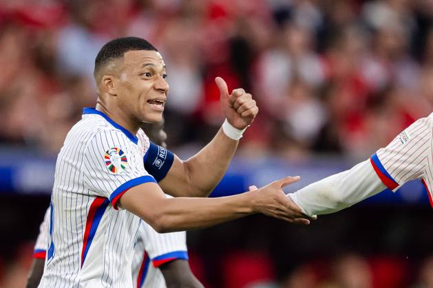 240617 Kylian Mbappà of France celebrates the 0-1 goal during the UEFA EURO, EM, Europameisterschaft,Fussball 2024 Football Championship match between Austria and France on June 17, 2024 in Düsseldorf. Photo: Jesper Zerman BILDBYRAN kod JZ JZ0540 fotboll football soccer fotball fotbolls-em europamästerskap em uefa euro uefa european football championship euro 2024 österrike austria frankrike france bbeng jubel Copyright: JESPERxZERMAN BB240617JZ077