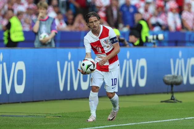 15.06.2024, xtgx, Fussball EM 2024, Spanien - Kroatien emspor, v.l. Luka Modric (Krotaien, 10) ab (DFL DFB REGULATIONS PROHIBIT ANY USE OF PHOTOGRAPHS as IMAGE SEQUENCES and or QUASI-VIDEO) Berlin