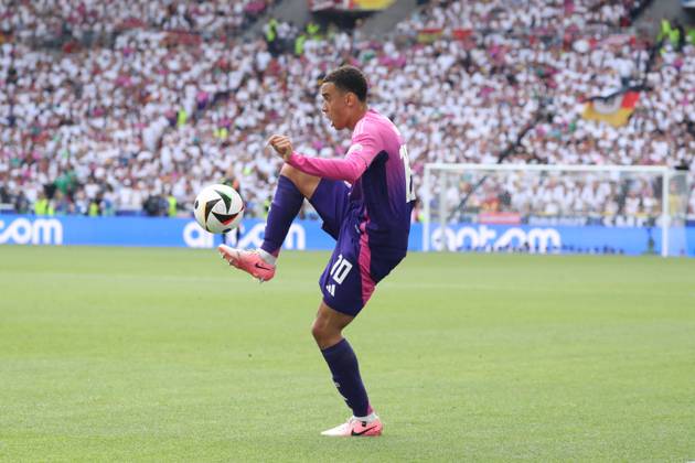 Germany - UEFA EURO, EM, Europameisterschaft,Fussball 2024 - Germany vs Hungary - 19 06 2024 GERMANY, STUTTGART, JUNE 19. Jamal Musiala of Germany during the UEFA EURO 2024 group A stage match between Germany and Hungary. On June 19, 2024 at Stuttgart Arena in Stuttgart, Germany. Photo by Manuel Blondeau AOP.Press Stuttgart Stuttgart Arena Germany Copyright: x ManuelxBlondeau AOP.Pressx AOP20240619 0019