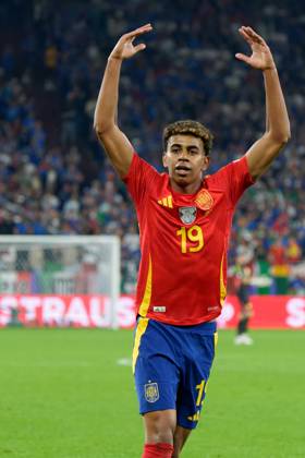 UEFA European Football Championship - UEFA EURO, EM, Europameisterschaft,Fussball 2024 - Spain vs Italy Lamine Yamal of Spain celebrates during UEFA Euro 2024 - Spain vs Italy, UEFA European Football Championship in Gelsenkirchen, Germany, June 20 2024 Gelsenkirchen Germany Copyright: xIPAxSport ABACAx