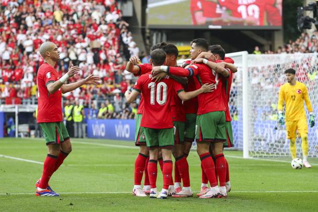 Turkey v Portugal, Dortmund Portugal Bruno Fernandes scores a GOAL 0-3 and celebrates during the Turkey vs Portugal UEFA Group F match at the BVB Stadion, Dortmund, Germany on 22 June 2024 Editorial use only. All images are copyright Every Second Media Limited. No images may be reproduced without prior permission. Copyright: xIMAGO EveryxSecondxMediax ESM-1038-0093