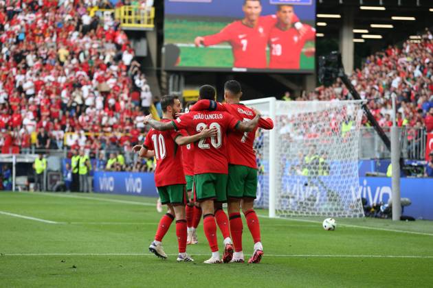 Turkey v Portugal, Dortmund Portugal Bruno Fernandes scores a GOAL 0-3 and celebrates during the Turkey vs Portugal UEFA Group F match at the BVB Stadion, Dortmund, Germany on 22 June 2024 Editorial use only. All images are copyright Every Second Media Limited. No images may be reproduced without prior permission. Copyright: xIMAGO EveryxSecondxMediax ESM-1038-0167