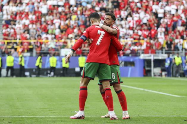 Turkey v Portugal, Dortmund Portugal Bruno Fernandes scores a GOAL 0-3 and celebrates with Portugal Cristiano Ronaldo during the Turkey vs Portugal UEFA Group F match at the BVB Stadion, Dortmund, Germany on 22 June 2024 Editorial use only. All images are copyright Every Second Media Limited. No images may be reproduced without prior permission. Copyright: xIMAGO EveryxSecondxMediax ESM-1038-0174