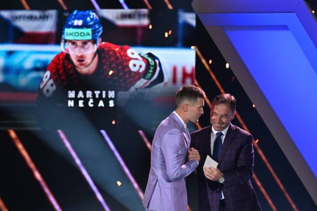 Gala evening to present Golden Stick award for the best Czech Ice hockey, Eishockey player of past season was held in Prague, Czech Republic, on June 23, 2024. On the photo aer seen (L-R) Martin Necas (3rd place) and former goalkeeper Milan Hnilicka. (CTKxPhoto MichaelaxRihova) CTKPhotoP2024062306262  CTKPhotoP2024062306262
