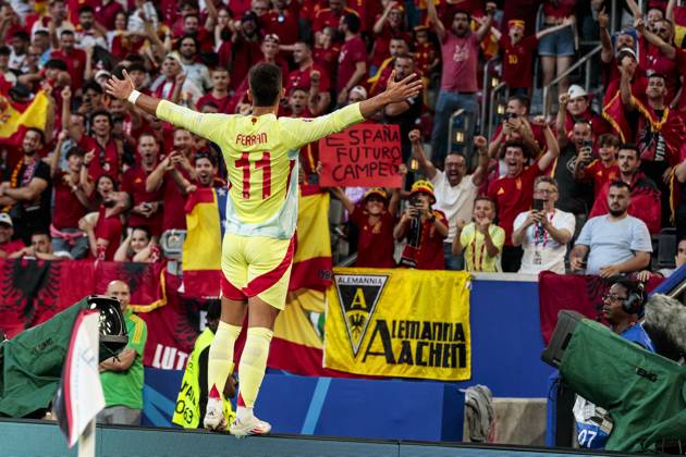 Bilder des Jahres 2024, Sport 06 Juni Sport Themen der Woche KW26 Sport Bilder des Tages UEFA EURO, EM, Europameisterschaft,Fussball 2024: Albanien - Spanien; 24.06.2024 Ferran Torres (Spanien, 11) jubelt nach seinem Tor. UEFA EURO 2024: Albanien - Spanien; Arena Düsseldorf, Düsseldorf, am 24.06.2024 Copyright: xBEAUTIFULxSPORTS Meuselx