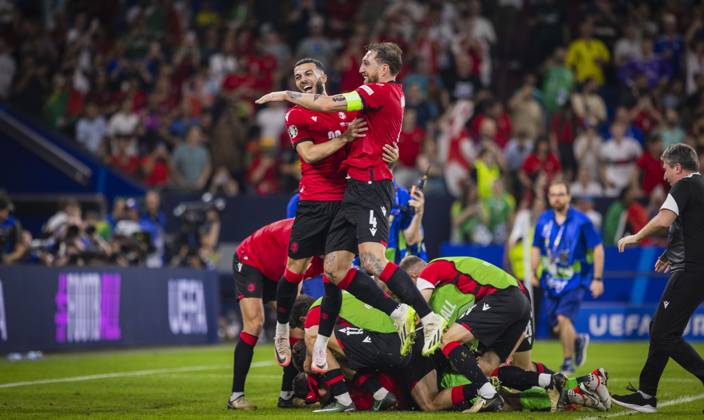 Gelsenkirchen, Germany. 26th Jun 2024. Final jubilation. Georges Mikautadze (GEO) Guram Kashia (GEO) Georgia - Portugal Georgien - Portugal 26.06.2024