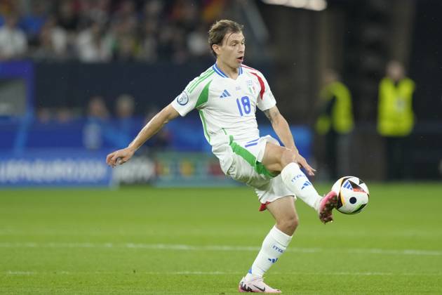 Spain v Italy: Group B - UEFA EURO, EM, Europameisterschaft,Fussball 2024 Nicolo Barella central midfield of Italy and Inter Milan during the UEFA EURO 2024 group stage match between Spain and Italy at Arena AufSchalke on June 20, 2024 in Gelsenkirchen, Germany. Gelsenkirchen Germany Copyright: xJosexBretonx originalFilename:bretonhernandez-spainvit240620_npleO