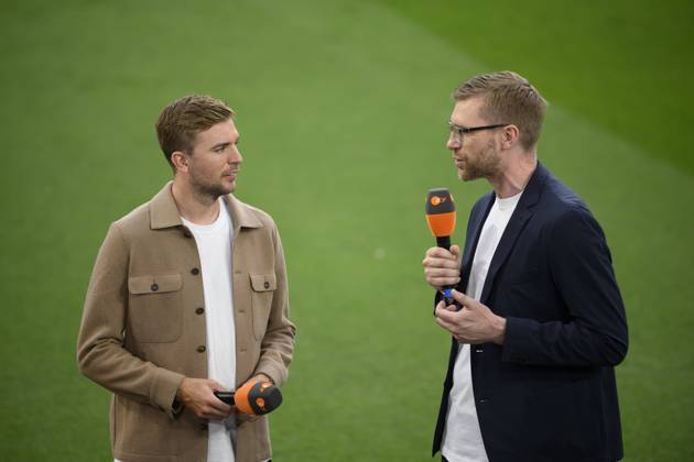 v.l. Christoph KRAMER (TV Experte), Per MERTESACKER (TV Experte) beim ZDF Achtelfinale, Match M37, Deutschland (GER) - Daenemark (DEN), am 29.06.2024 in Dortmund Deutschland. Fussball Europameisterschaft 2024 vom 14.06. - 14.07.2024 in Deutschland. Â