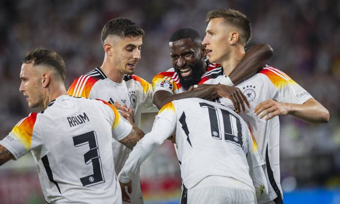 Dortmund, Germany. 29th Jun 2024. Goal celebration: David Raum (DFB) Kai Havertz (DFB) Antonio Rüdiger (DFB) Nico Schlotterbeck (DFB) Jamal Musiala (DFB) Germany - Denmark Deutschland - Dänemark 29.06.2024