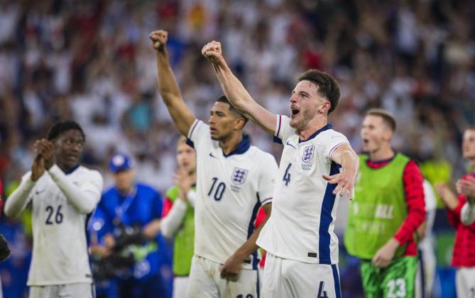 Gelsenkirchen, Germany. 30th Jun 2024. Final jubilation: Declan Rice (ENG) England - Slovakia England - Slowakei .06.2024