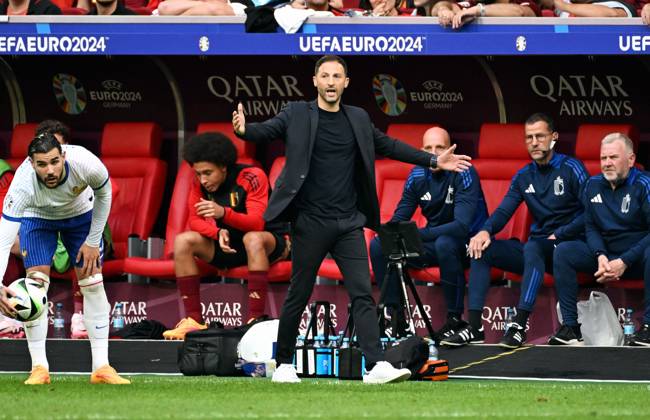 Fussball, Europameisterschaft, EURO 2024, Achtelfinale, Merkur Spiel-Arena Düsseldorf: Frankreich Belgien 1:0; Nationaltrainer Domenico Tedesco (BEL). Aktion