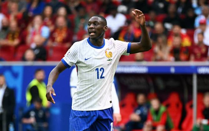 Fussball, Europameisterschaft, EURO 2024, Achtelfinale, Merkur Spiel-Arena Düsseldorf: Frankreich Belgien 1:0; Randal Kolo Muani (FRA). Aktion, Einzelbild.