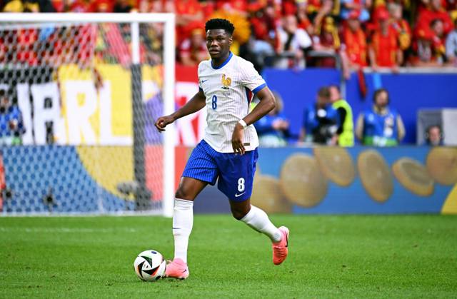 Fussball, Europameisterschaft, EURO 2024, Achtelfinale, Merkur Spiel-Arena Düsseldorf: Frankreich Belgien 1:0; Aurelien Tchouameni (FRA). Aktion, Einzelbild.