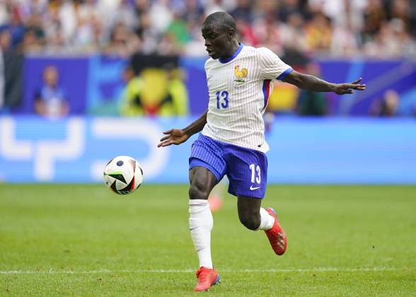 GER: France v Belgium. UEFA EURO, EM, Europameisterschaft,Fussball 2024 N Golo Kante of France during the UEFA Euro 2024 match between France and Belgium, Round of 16, played at Dusseldorf Arena on July 1, 2024 in Düsseldorf, Germany. kpng Copyright: xSergioxRuizx xPRESSINPHOTOx PS_240701_FRA_BEL_075