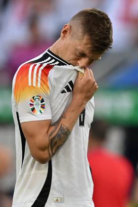 240705 EURO2024 SPAIN VS GERMANY Toni Kroos (8) of Germany looking dejected and disappointed after losing a soccer game between the national teams of Spain and Germany in the Quarter Final stage of the UEFA EURO, EM, Europameisterschaft,Fussball 2024 tournament , on Friday 5 July 2024 in Stuttgart , Germany . PHOTO SPORTPIX David Catry STUTTGART GERMANY Copyright: xx 472145