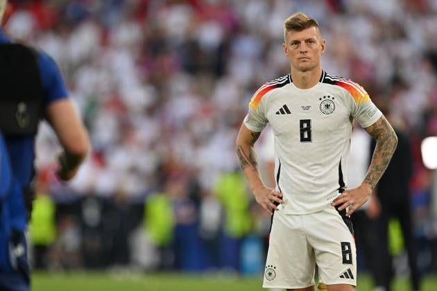 240705 EURO2024 SPAIN VS GERMANY Toni Kroos (8) of Germany looking dejected and disappointed after losing a soccer game between the national teams of Spain and Germany in the Quarter Final stage of the UEFA EURO, EM, Europameisterschaft,Fussball 2024 tournament , on Friday 5 July 2024 in Stuttgart , Germany . PHOTO SPORTPIX David Catry STUTTGART GERMANY Copyright: xx 472153