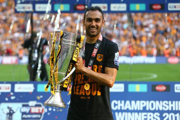 Soccer 2016: European Soccer May 28, 2016 - London, United Kingdom - Hull?s Ahmed Elmohamady celebrates promotion with the cup during the Skybet Championship Play Off Final match at Wembley Stadium. Photo credit should read: Philip Oldham Sportimage. London United Kingdom EDITORIAL USE ONLY Copyright: xx ZUMA-20160528_zaf_si1_060.jpg PhillipxOldhamx csmphototwo285742
