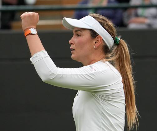 Lawn Tennis - 2024 Wimbledon Championship Lulu Sun (NZL) v Donna Vekic (CRO) All England Lawn Tennis & Croquet Club - Tuesday 9h July 2024 Donna Vekic (CRO)