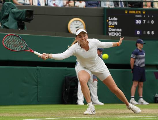 Lawn Tennis - 2024 Wimbledon Championship Lulu Sun (NZL) v Donna Vekic (CRO) All England Lawn Tennis & Croquet Club - Tuesday 9h July 2024 Donna Vekic (CRO)
