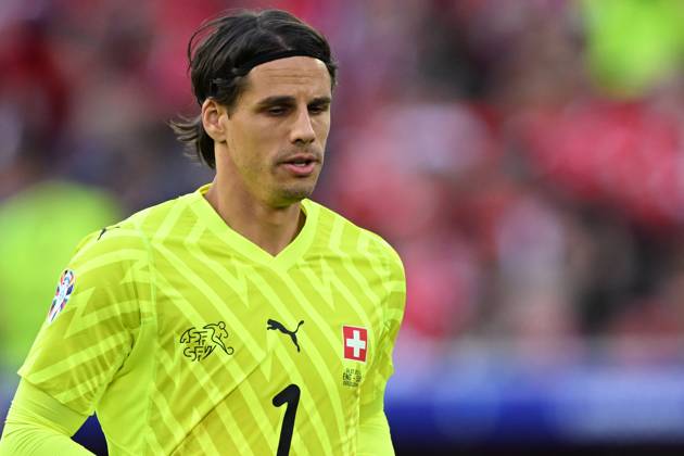 DUSSELDORF - Switzerland goalkeeper Yann Sommer during the UEFA EURO, EM, Europameisterschaft,Fussball 2024 quarter-final match between England and Switzerland at the Dusseldorf Arena on July 6, 2024 in Dusseldorf, Germany. ANP Hollandse Hoogte UEFA EURO 2024 2024 xVIxANPxSportx xGerritxvanxKeulenxIVx 503143216 originalFilename: 503143216