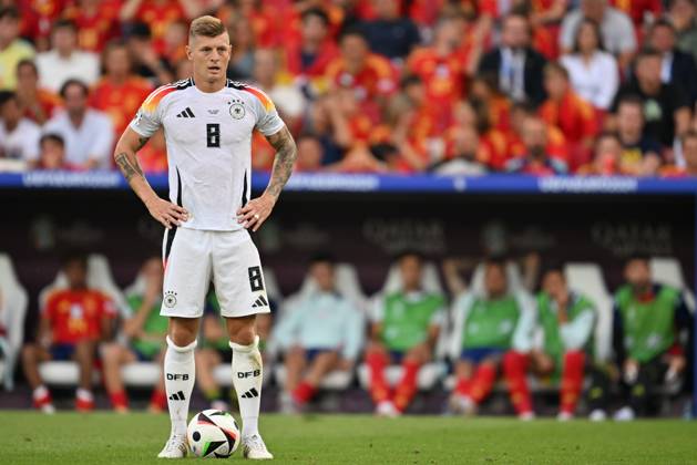 240705 EURO2024 SPAIN VS GERMANY Toni Kroos (8) of Germany pictured during a soccer game between the national teams of Spain and Germany in the Quarter Final stage of the UEFA EURO, EM, Europameisterschaft,Fussball 2024 tournament , on Thursday 5 July 2024 in Stuttgart , Germany . PHOTO SPORTPIX David Catry STUTTGART GERMANY Copyright: xx 473052