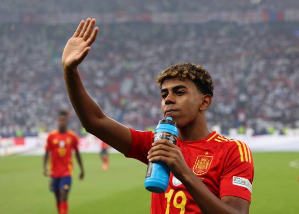 Berlin, Germany, 14th July 2024. Lamine Yamal of Spain waves to the crowd during the UEFA European Championships final match at Olympiastadion, Berlin. Picture credit should read: David Klein Sportimage EDITORIAL USE ONLY. No use with unauthorised audio, video, data, fixture lists, club league logos or live services. Online in-match use limited to 120 images, no video emulation. No use in betting, games or single club league player publications. SPI-3228-0065