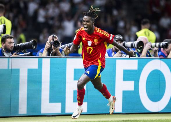 Bilder des Jahres 2024, Sport 07 Juli Sport Themen der Woche KW28 Sport Bilder des Tages Berlin, Olympiastadion, 14.07.2024: Nico Williams of spain celebrates scoring the 1:0 goal during the final match at the UEFA EURO, EM, Europameisterschaft,Fussball 2024 Spain vs. England